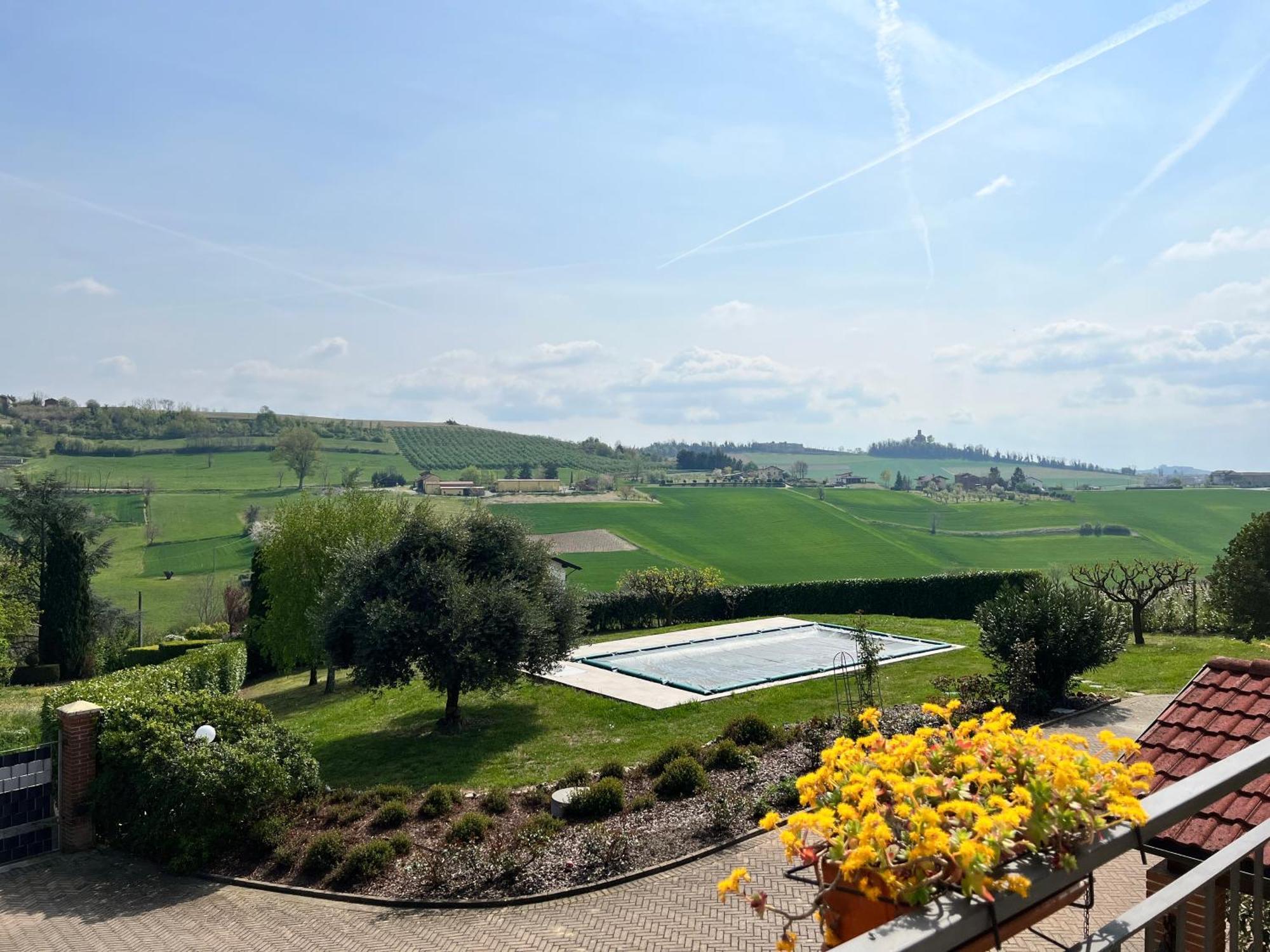 Cascina Il Volo Bed and Breakfast Moncalvo Exteriör bild