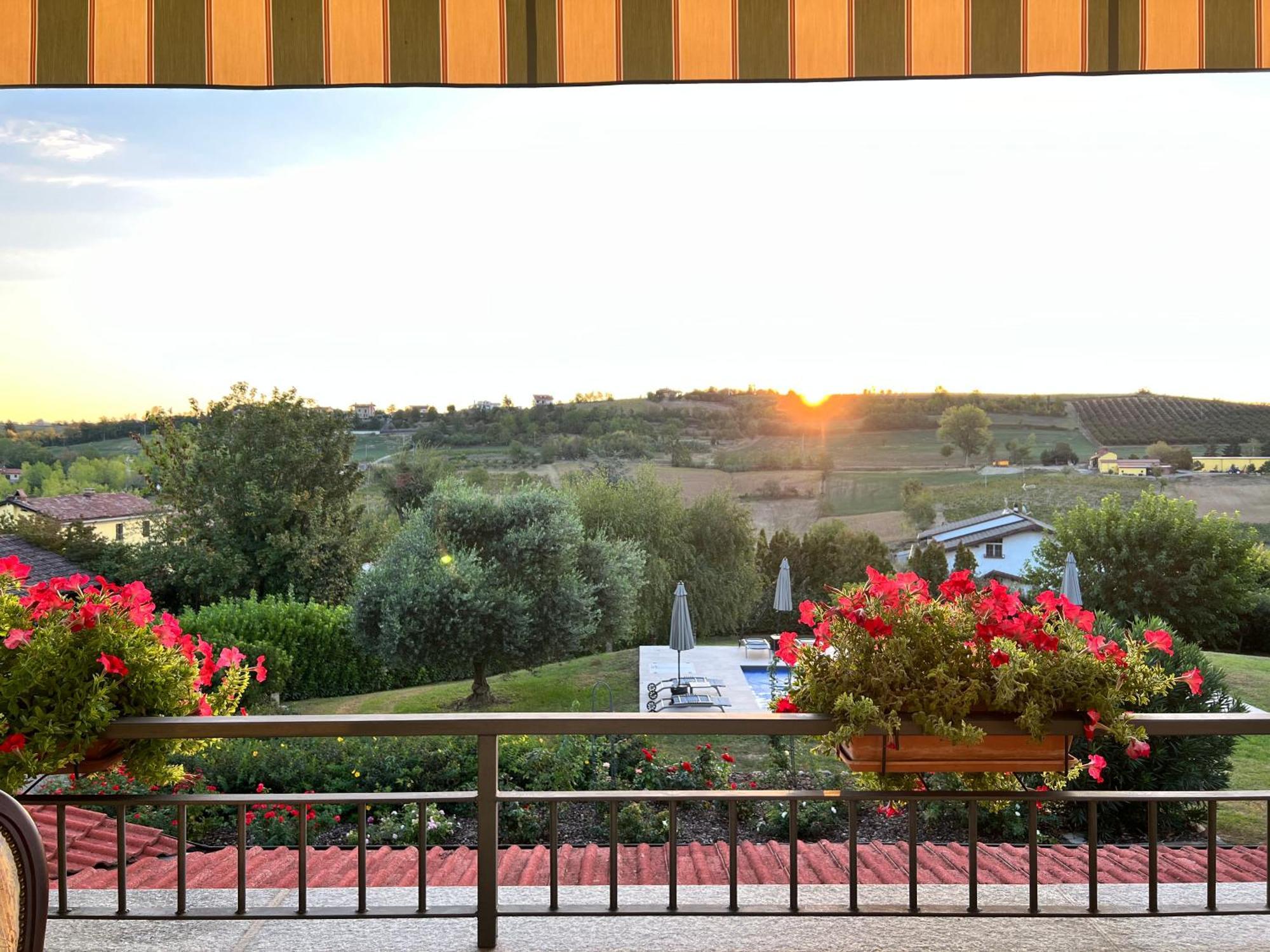 Cascina Il Volo Bed and Breakfast Moncalvo Exteriör bild